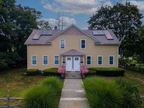 1 6th St, Plainfield, CT, 06374-1311 | Card Image