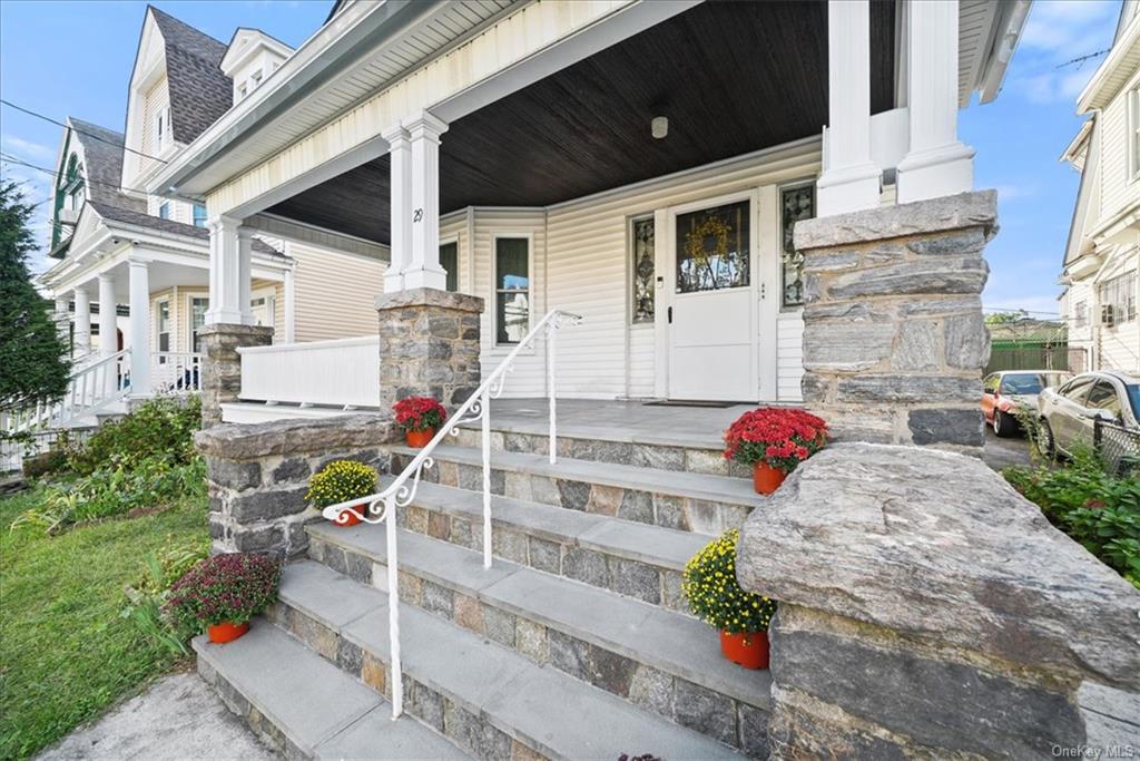 Livingston Ave, Yonkers, NY 10705
