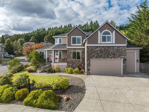 503 E 18th St, La Center, WA, 98629-5596 | Card Image