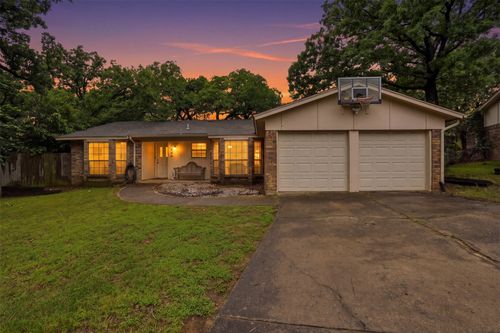 7658 Blue Carriage Ct, Fort Worth, TX, 76120-3400 | Card Image