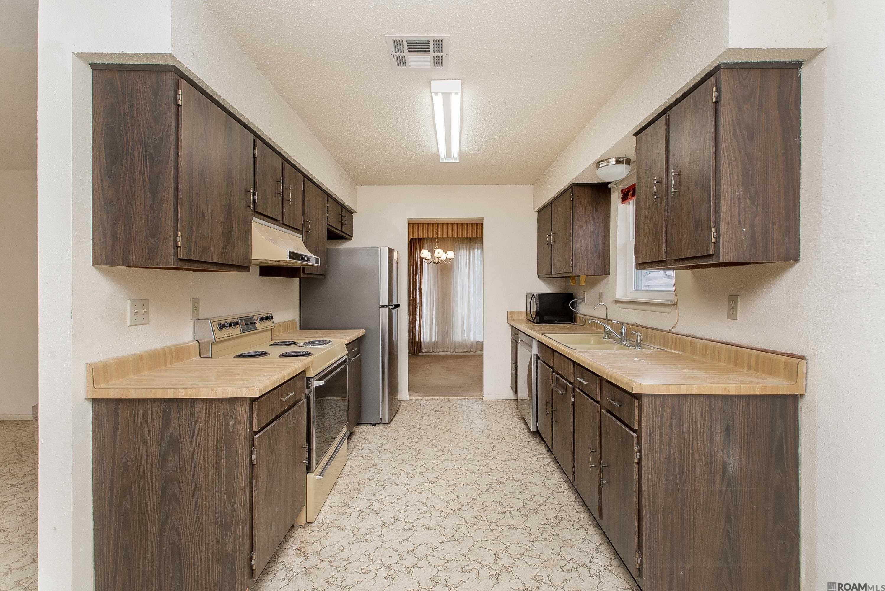 Residential Lease in Harvey 5