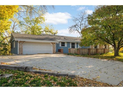 4030 Wasatch Lane, Golden Valley, MN, 55422 | Card Image