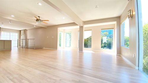 apt-4-3525 Routh St, Dallas, TX, 75219-4751 | Card Image