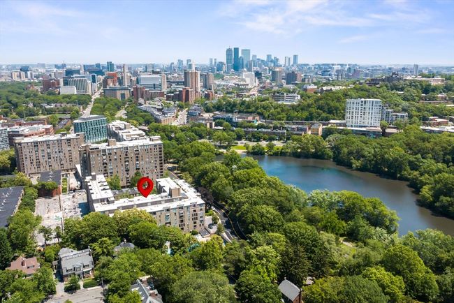 APT-220 - 99 Pond Ave, Condo with 2 bedrooms, 2 bathrooms and null parking in Brookline MA | Image 19