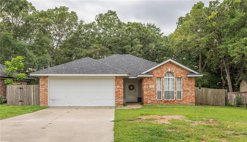 200 Copper Falls Dr, Bryan, TX, 77803-3551 | Card Image