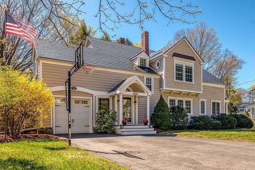 180 Walnut St, Dedham, MA, 02026 | Card Image