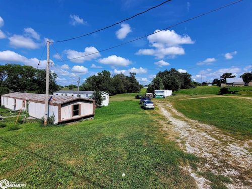 603 200th Ave, Sigourney, IA, 52591-8148 | Card Image