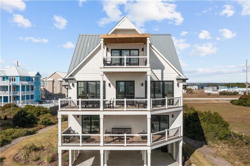 3003 Emerald Dr, Emerald Isle, NC, 28594-6503 | Card Image