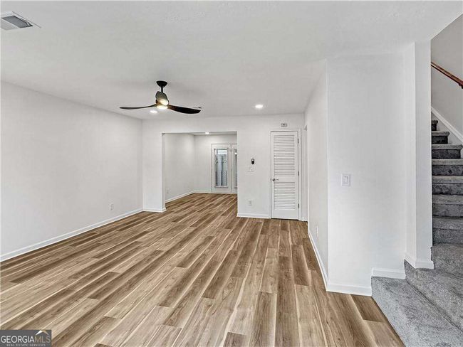 193 High Creek Dr, Townhouse with 2 bedrooms, 3 bathrooms and null parking in Roswell GA | Image 5
