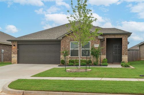 10517 Sw 41st Place, Yukon, OK, 73099 | Card Image