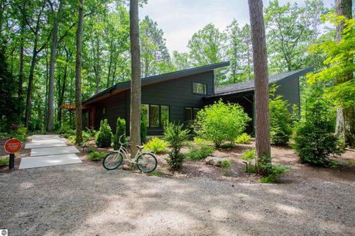 7103 Lake View Rdg, Lake Ann, MI, 49650-9637 | Card Image