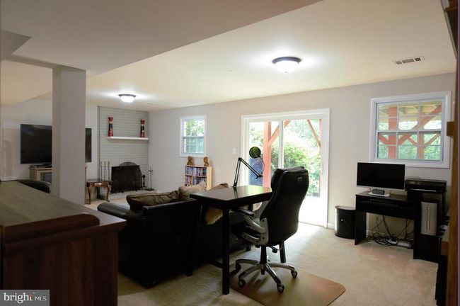 6403 Limerick Ct, House other with 4 bedrooms, 3 bathrooms and null parking in SPRINGFIELD VA | Image 36