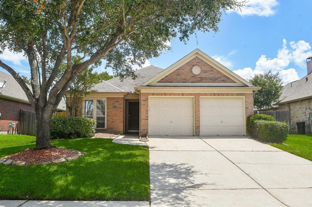 Englewood Park Ln, Cypress, TX 77429