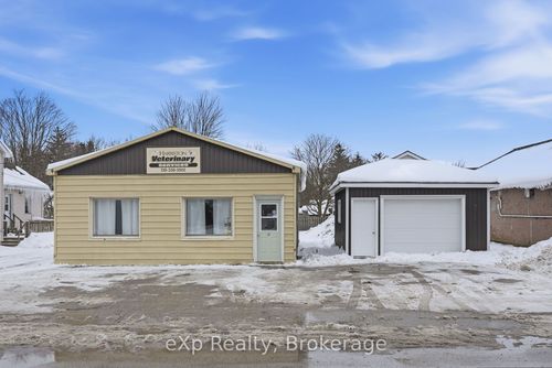 {{alt}} | Card Image