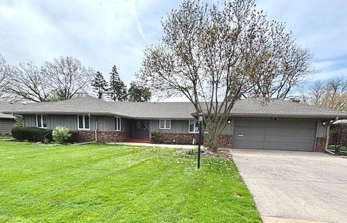 1850 Kensington Pl, Aurora, IL, 60506-4556 | Card Image