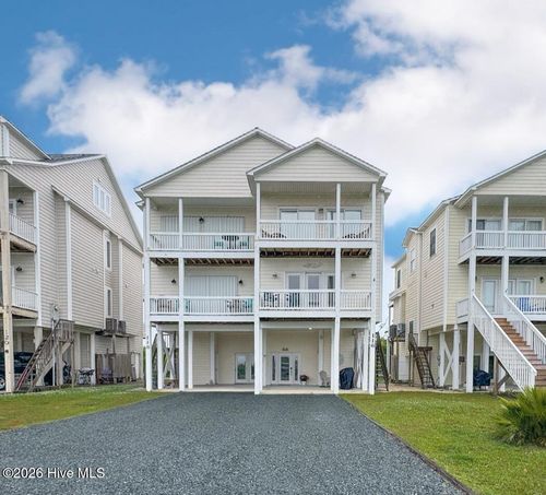 116 Sea Oaks Ct, N Topsail Beach, NC, 28460-8260 | Card Image