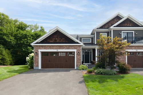 37-37 Yorkshire Ct, Farmington, CT, 06032-2487 | Card Image