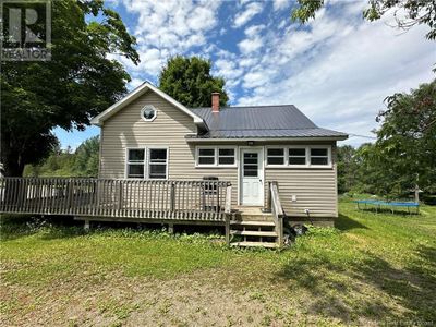 8584 Rte 107, House other with 3 bedrooms, 1 bathrooms and null parking in Glassville NB | Image 2