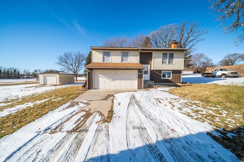 911 Main St N, Stewartville, MN, 55976-1201 | Card Image