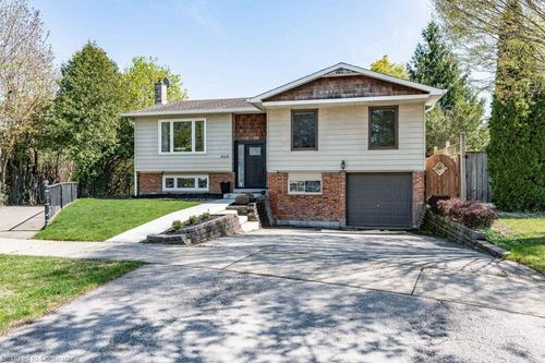 468 Sparling Cres, Burlington, ON, L7L5J4 | Card Image