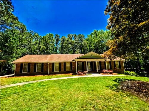 2571 Victory Dr, douglasville, GA, 30135-5145 | Card Image
