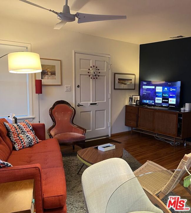 10739 Jefferson Blvd, Home with 4 bedrooms, 2 bathrooms and 2 parking in Culver City CA | Image 10