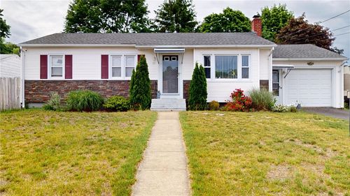 27 Amherst Rd, Warwick, RI, 02889-2901 | Card Image