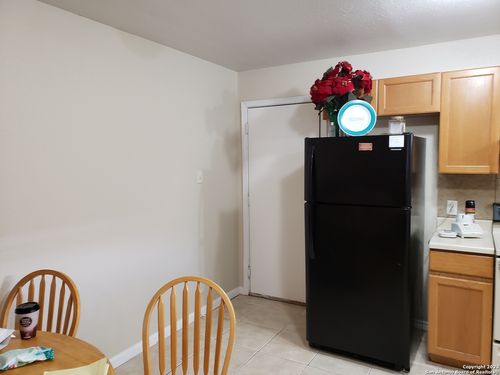 12227 - 12229 Maverick Bluff, San Antonio, TX, 78247 | Card Image