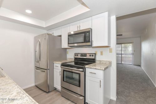 213-3131 W Cochise Dr, Phoenix, AZ, 85051-9501 | Card Image