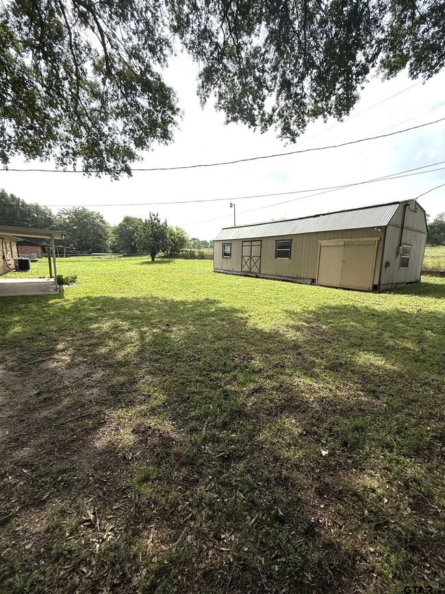 13675 Maple Dr, House other with 3 bedrooms, 2 bathrooms and null parking in Tyler TX | Image 28