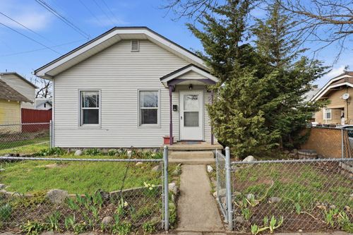 2415 N Adams St, Spokane, WA, 99205-3406 | Card Image