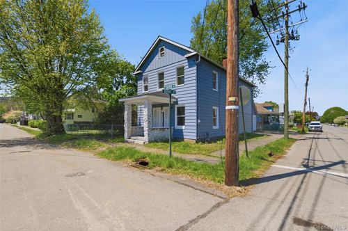 30 Center St, Port Jervis, NY, 12771-2805 | Card Image