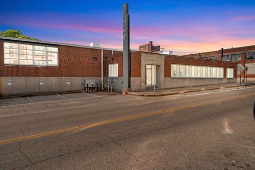 apt-110-415 S Front St, Memphis, TN, 38103-6404 | Card Image