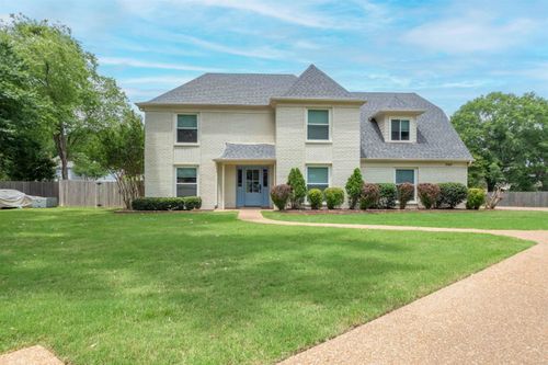 2063 Dalkeith Dr, Germantown, TN, 38139-3407 | Card Image