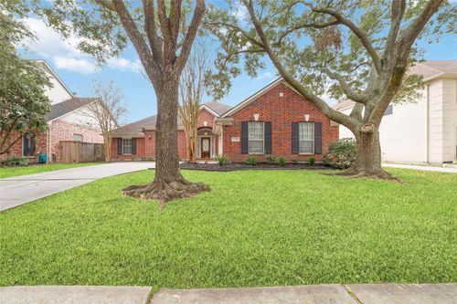 12215 Salmon Crk, Houston, TX, 77041-6431 | Card Image