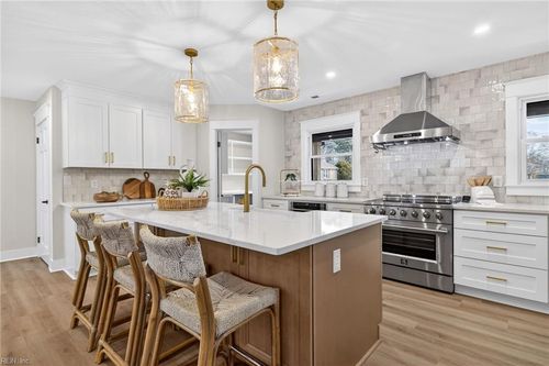 4708 Five Forks Cir, Virginia Beach, VA, 23455-4122 | Card Image