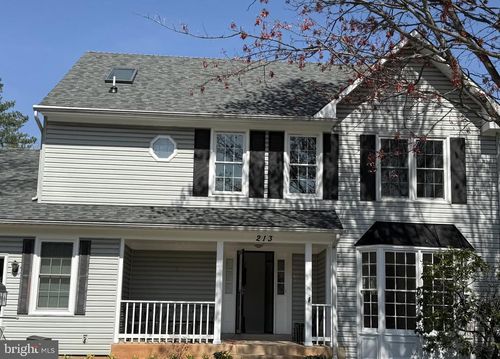213 Primavera Cir, STERLING, VA, 20165-5838 | Card Image