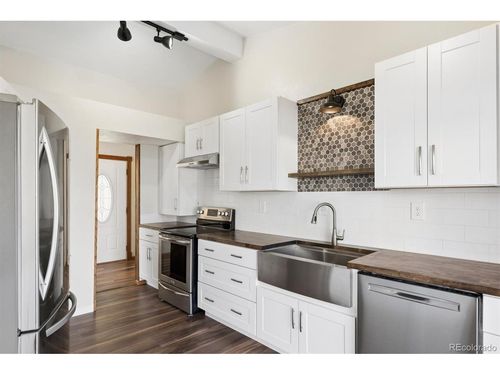 13805 W 82nd Ave, Arvada, CO, 80005-1805 | Card Image
