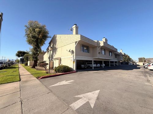 unit-13-104 W Rossi St, Salinas, CA, 93901-1450 | Card Image