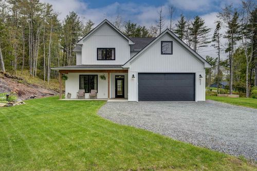 422 Calderwood Dr, Wellington, NS, B2T0S2 | Card Image