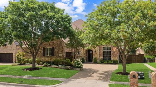 8105 Blue Hole Ct, Mckinney, TX, 75070-4897 | Card Image