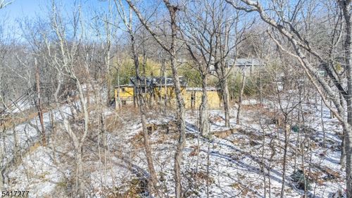 104 Espanong Rd, Lake Hopatcong, NJ, 07849-2412 | Card Image