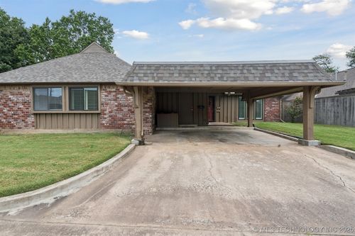 unit-201-5206 Harvard Ave, Tulsa, OK, 74135-3566 | Card Image