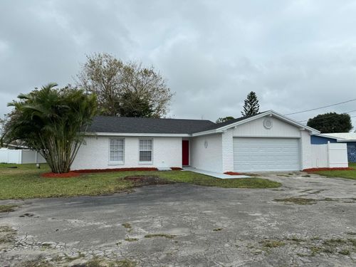 747 E Prima Vista Blvd, Port St. Lucie, FL, 34952-2260 | Card Image