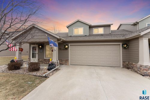 2719 Indigo Pl, Sioux Falls, SD, 57108 | Card Image