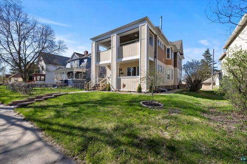 405 7th St S, Virginia, MN, 55792-2747 | Card Image
