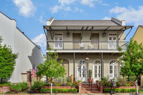 8144 Willow Grove Blvd, Baton Rouge, LA, 70810-2061 | Card Image