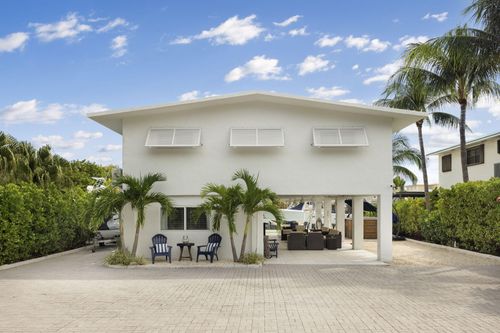 128 Old Fashion Rd, Tavernier, FL, 33070-2741 | Card Image