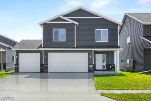2654 74th Ave S, Fargo, ND, 58104-7410 | Card Image