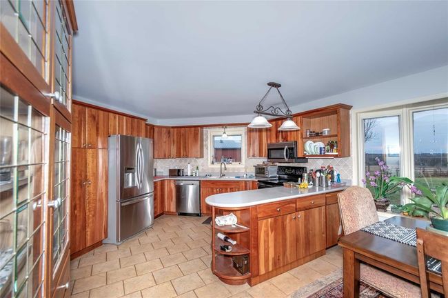 1901 E 15 Th St, House other with 4 bedrooms, 3 bathrooms and null parking in Chandler OK | Image 6